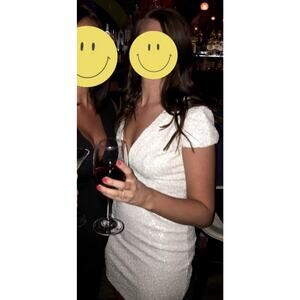 Dress the Population Zoe Sequin V-Neck Dress in White - Size S